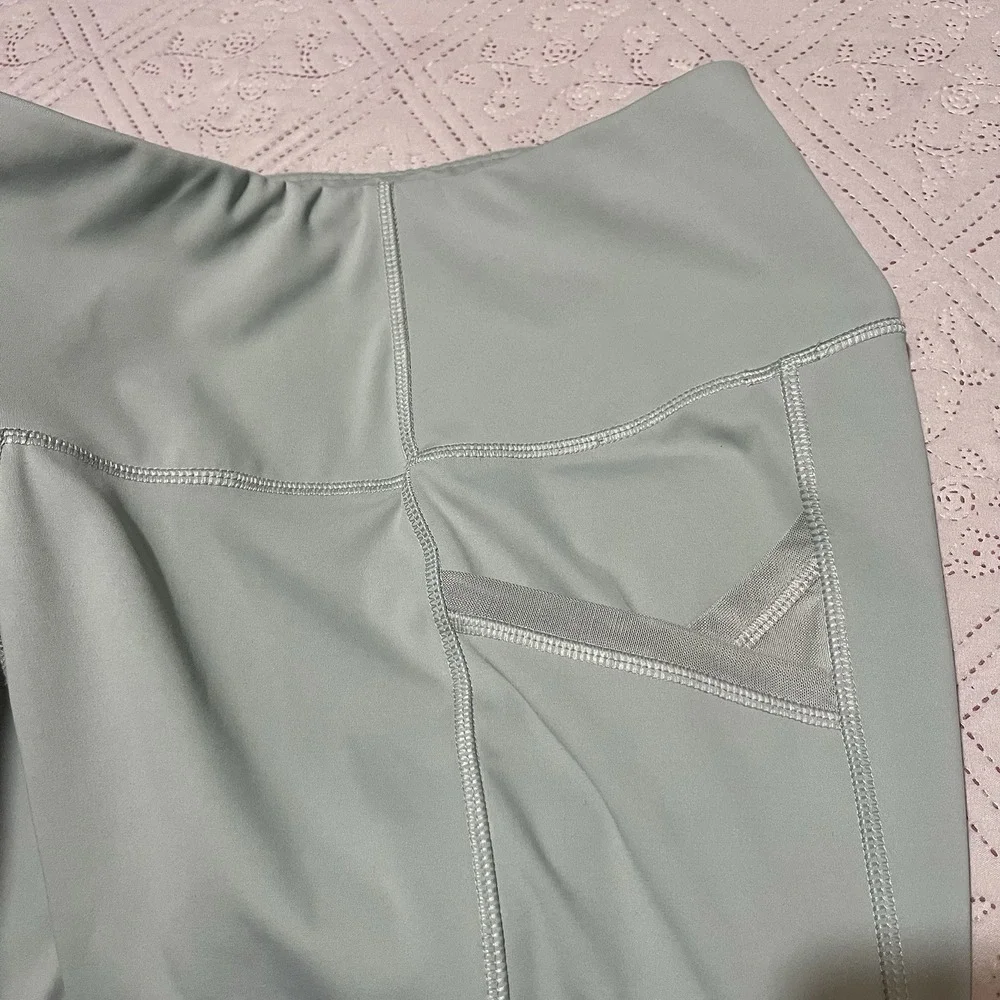 RBX Capri Leggings‎ Womens Sage Green High Waisted Side Pockets Size L